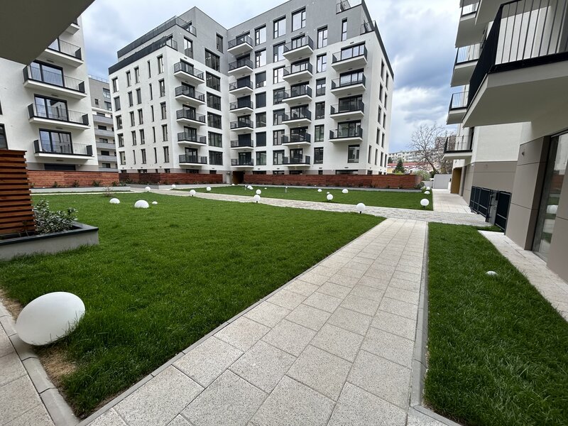 Domenii, Arcadia, Grivita, Ion Mihalache, totul nou, prima inchiriere